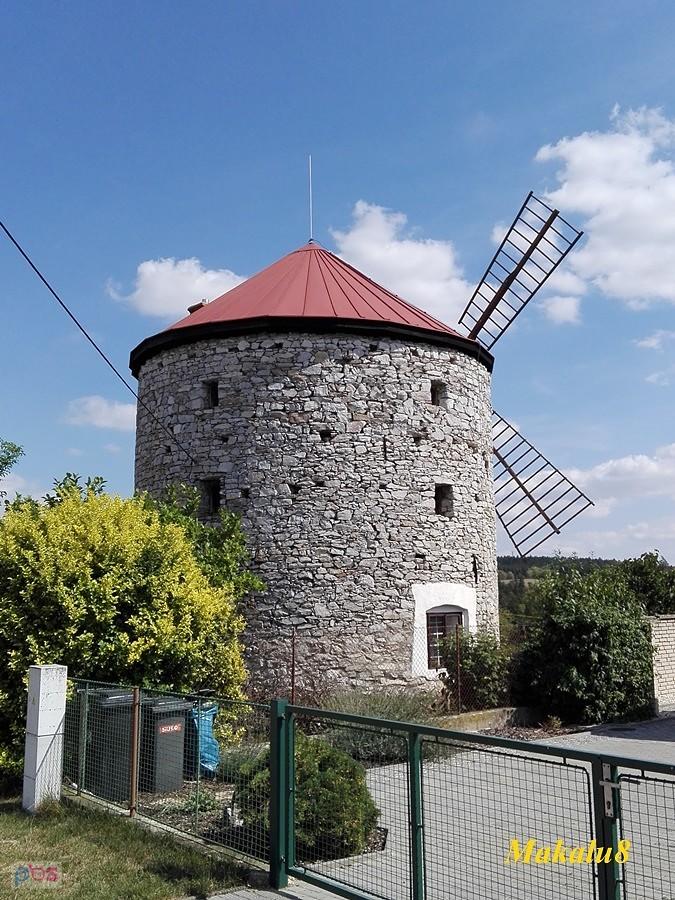Ostrov u Macochy
