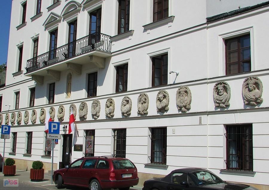 Dom Pod Królami