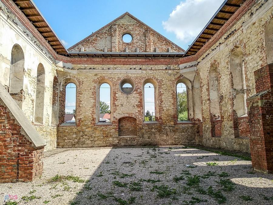 Wnętrze Synagogi