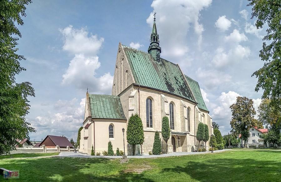 Szaniec - kościół Wniebowzięcia NMP