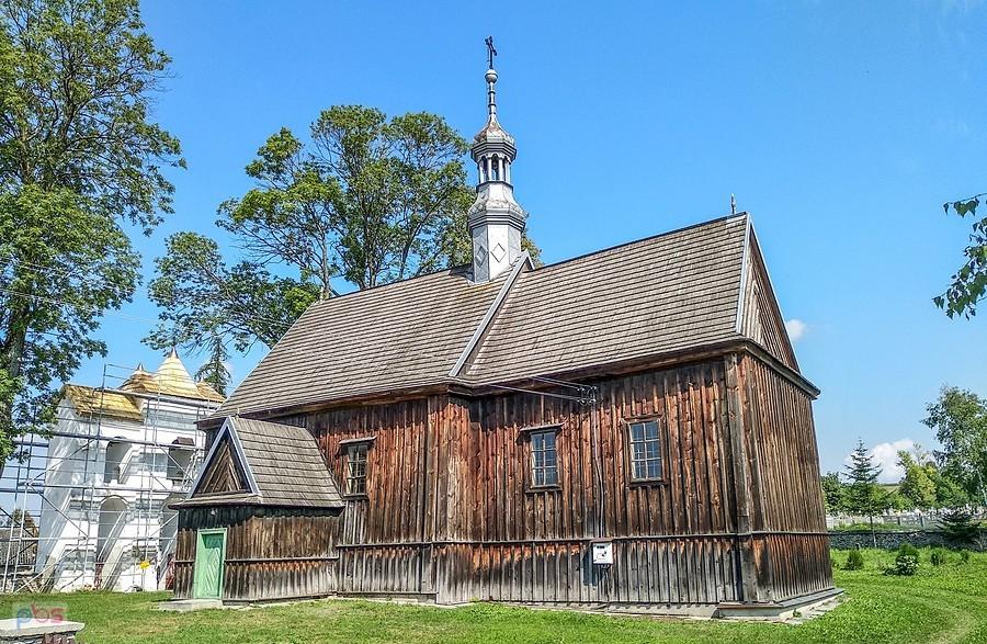 Chomentów kościół św. Marii Magdaleny