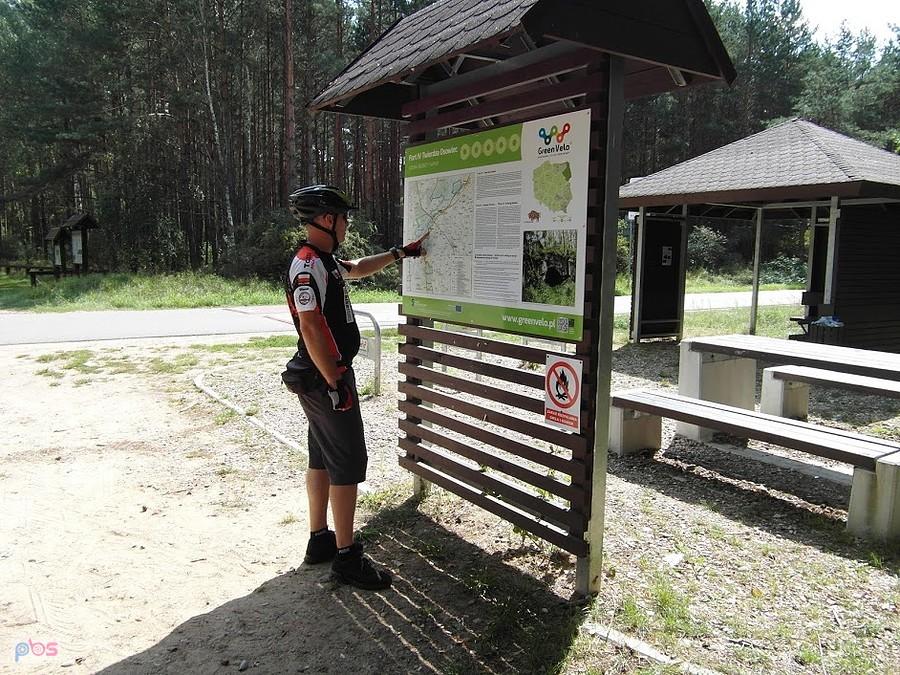 Tablica informacyjna w Biebrzańskim Parku Narodowym