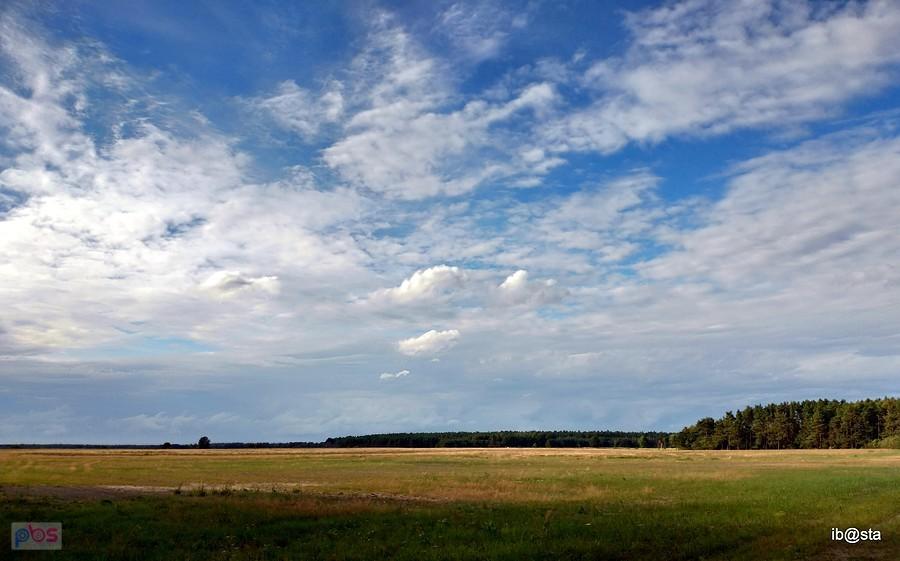 jest przestrzeń ;)