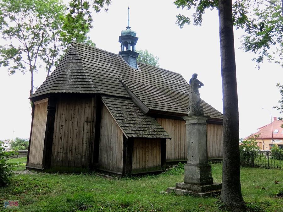 Busko-Zdrój - kościół św. Leonarda
