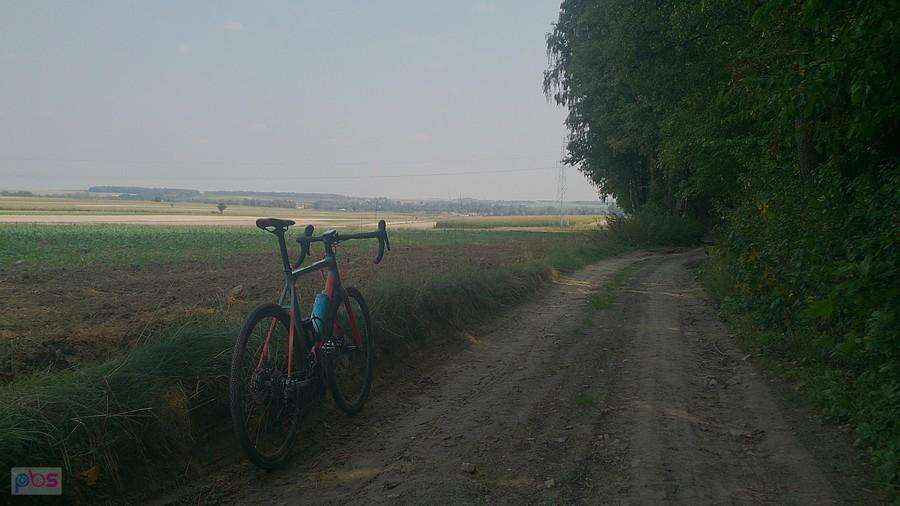 Rowerem przez pola