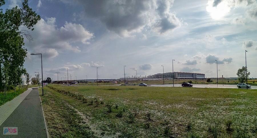 Kończy się budowa magazynów, są ogromne