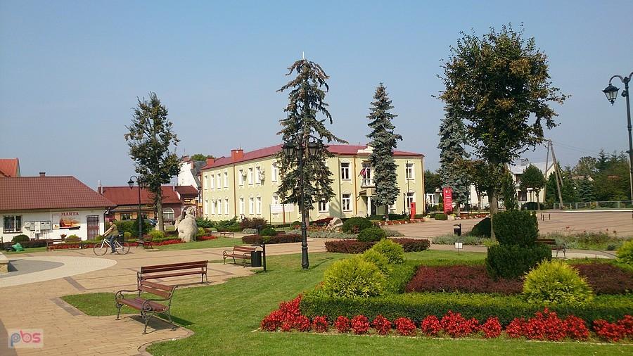 Rynek w Józefowie