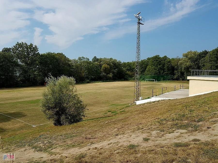 Wiejski stadion w Koszewie
