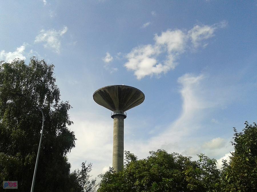 Statek obcych w centrum miasta, Turek