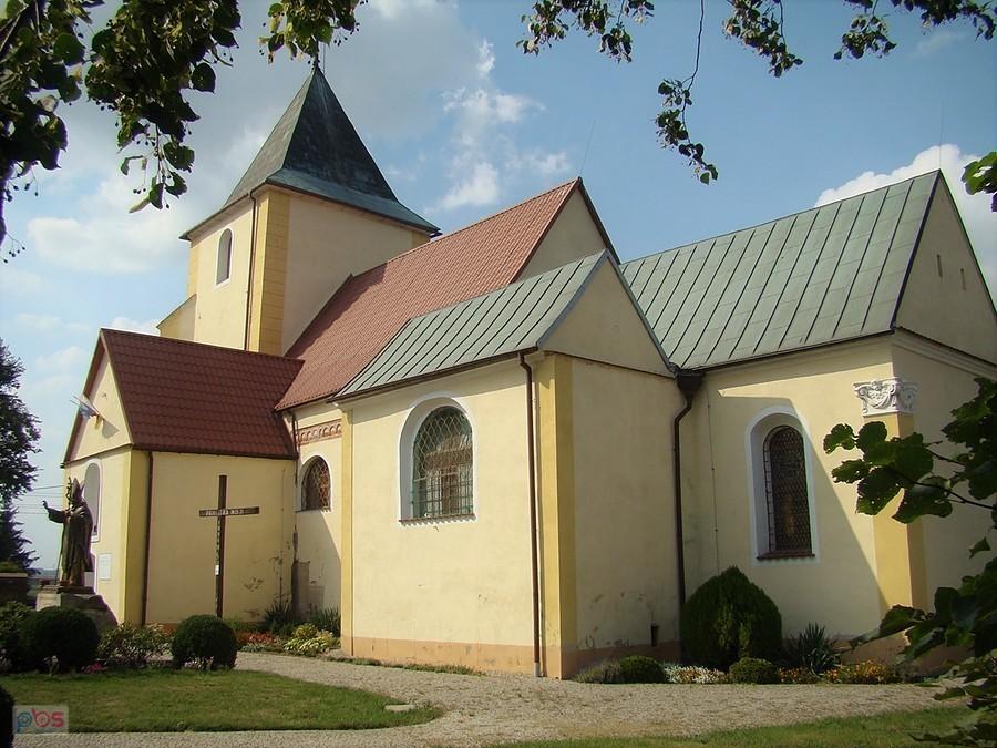 Kościół Bożego Ciała w Brzegu Głogowskim.