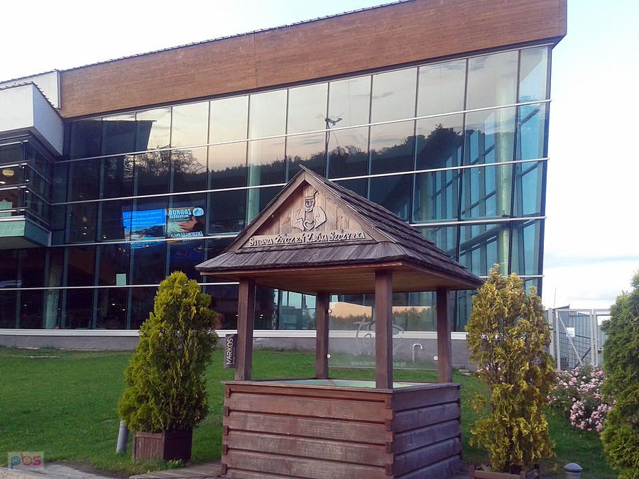 Zbójnicka Studnia. Nazwa od miasta partnerskiego - Szczyrk