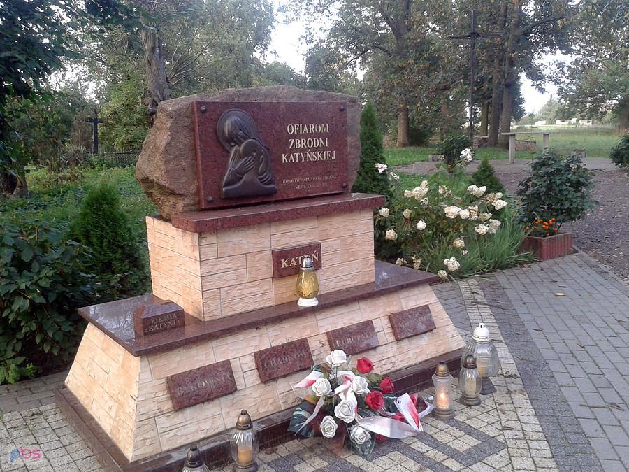 Pamięci zamordowanych. Uniejów