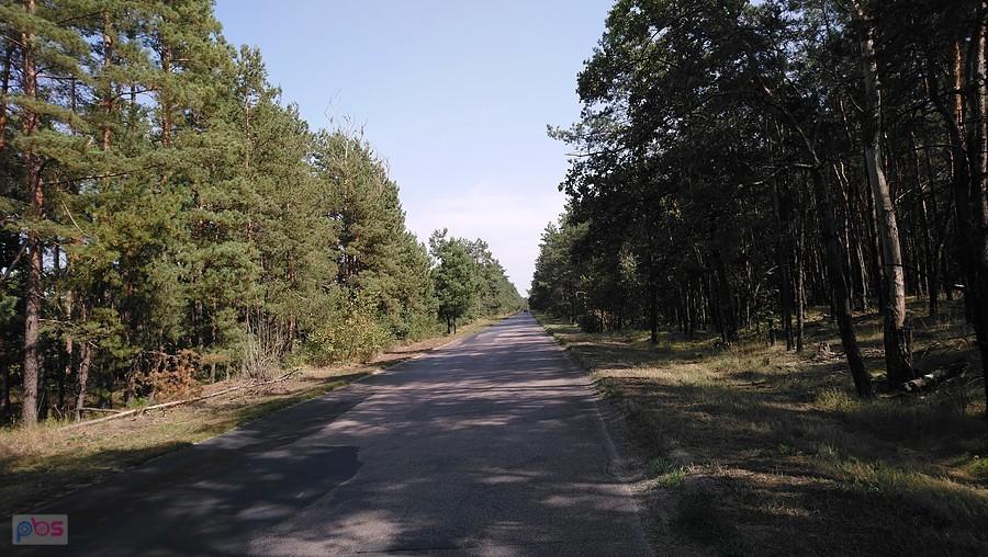 Tu słychać wybuchy niewybuchów - okolice poligonu saperów z Kazunia