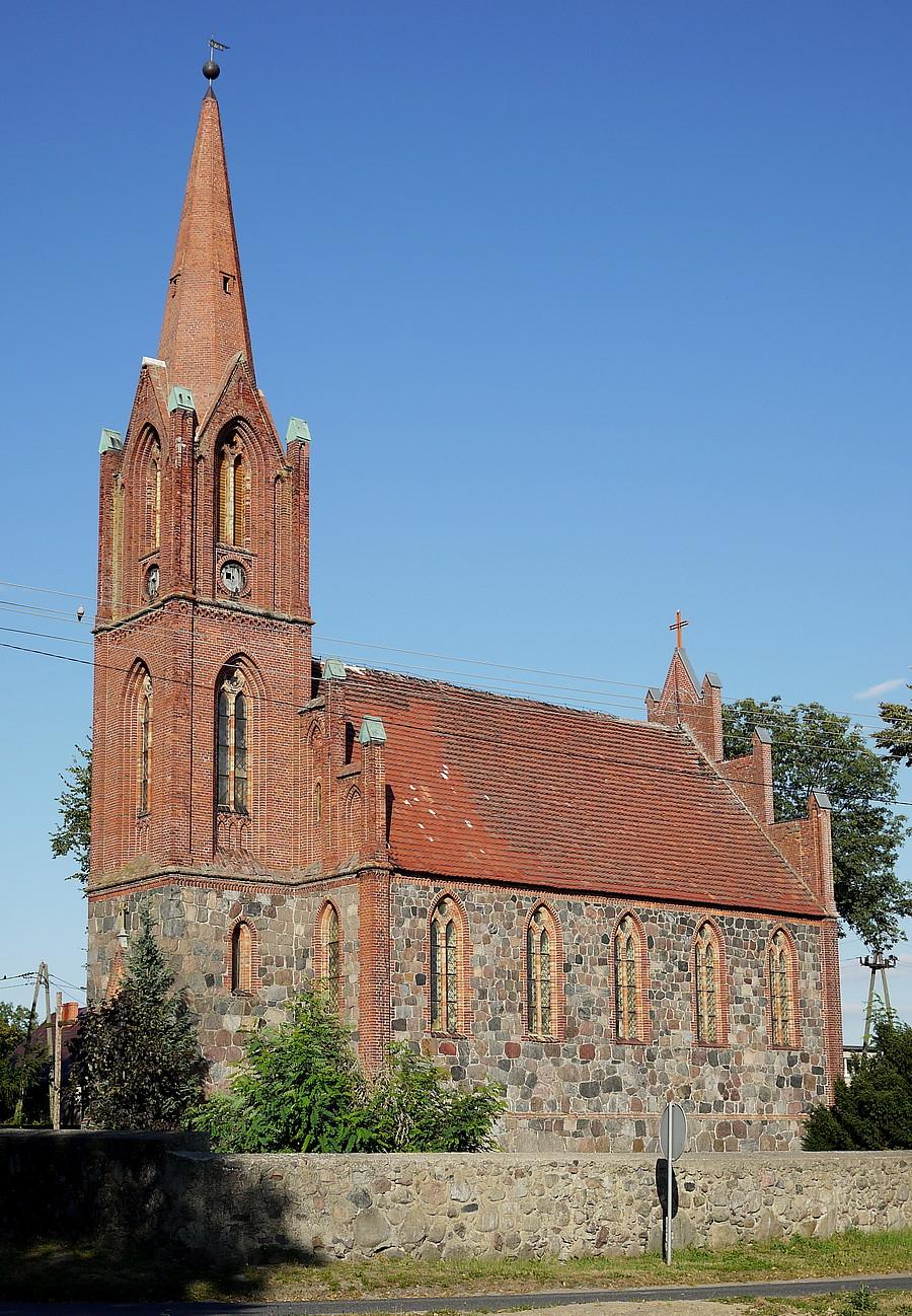 Racław, kościół