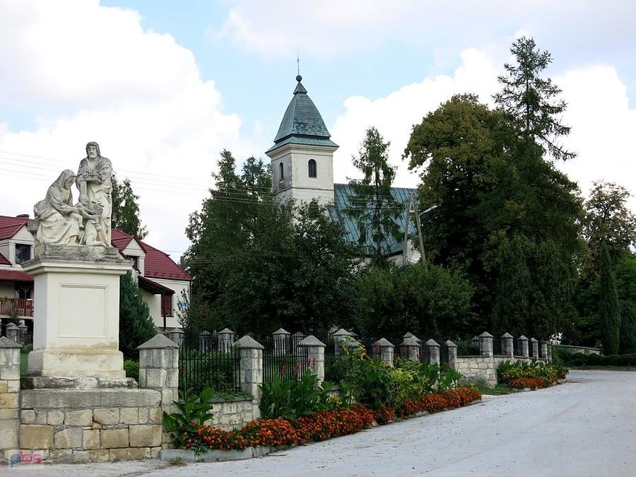 Sancygniów - kościół z 1400 r.