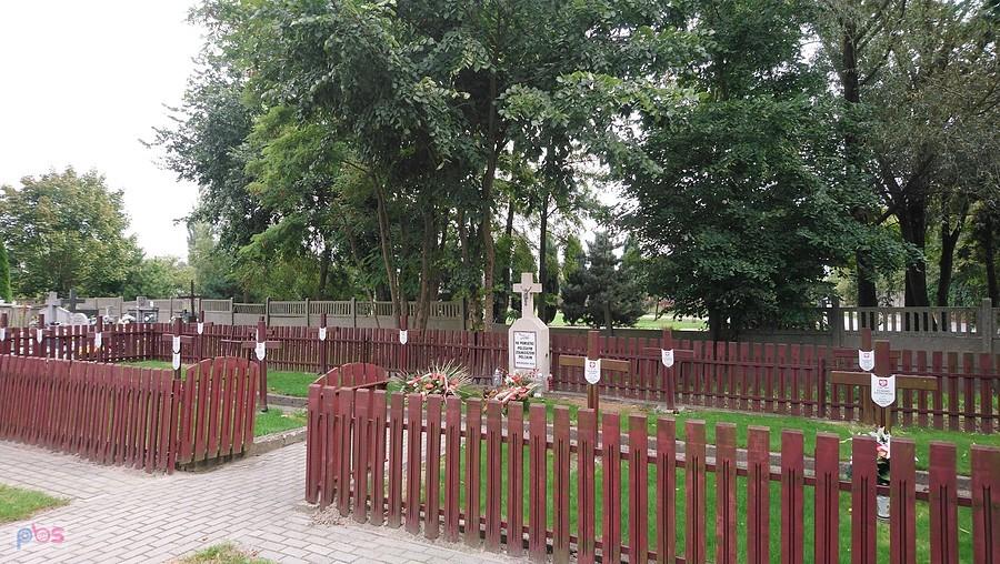 Na pamiątkę poległym żołnierzom polskim