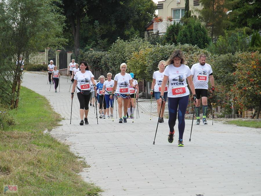 V Pomorskie Święto Wisły - marsz Nordic Walking