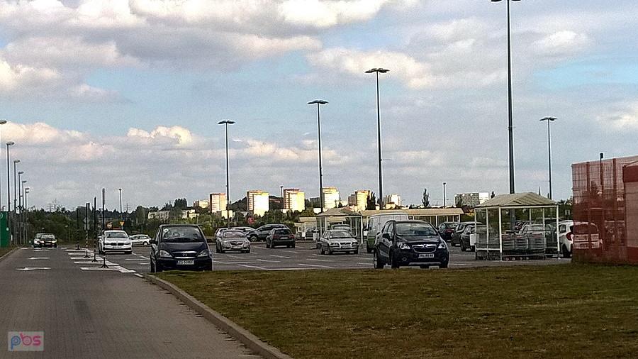 Widok spod Auchan - 14 września 18 r.