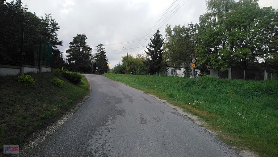 Za chwileczkę, za zakretem - Cieciszew sklep i remiza OSP