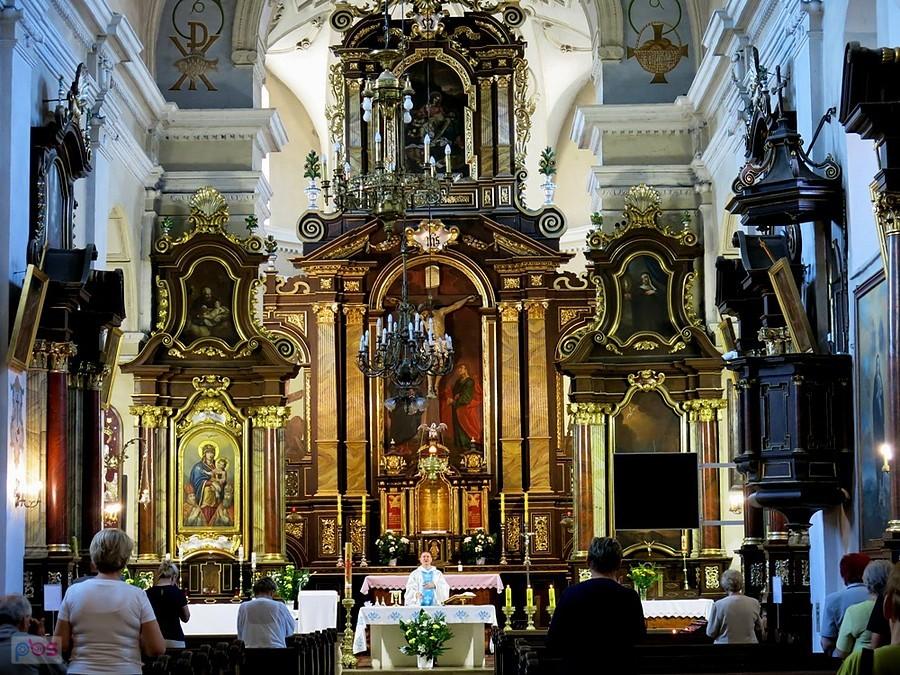 Pińczów - ołtarz główny