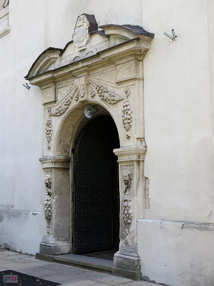 Otwarte drzwi