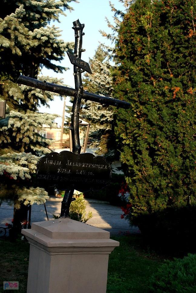 Na terenie kościoła