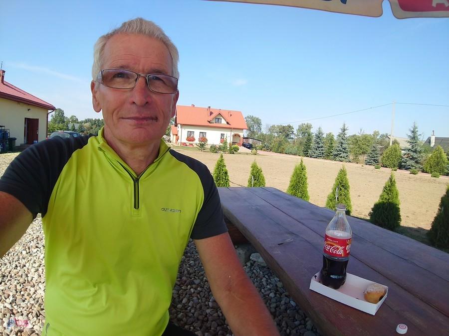 Ostatnia bułeczka, widać że smakowało