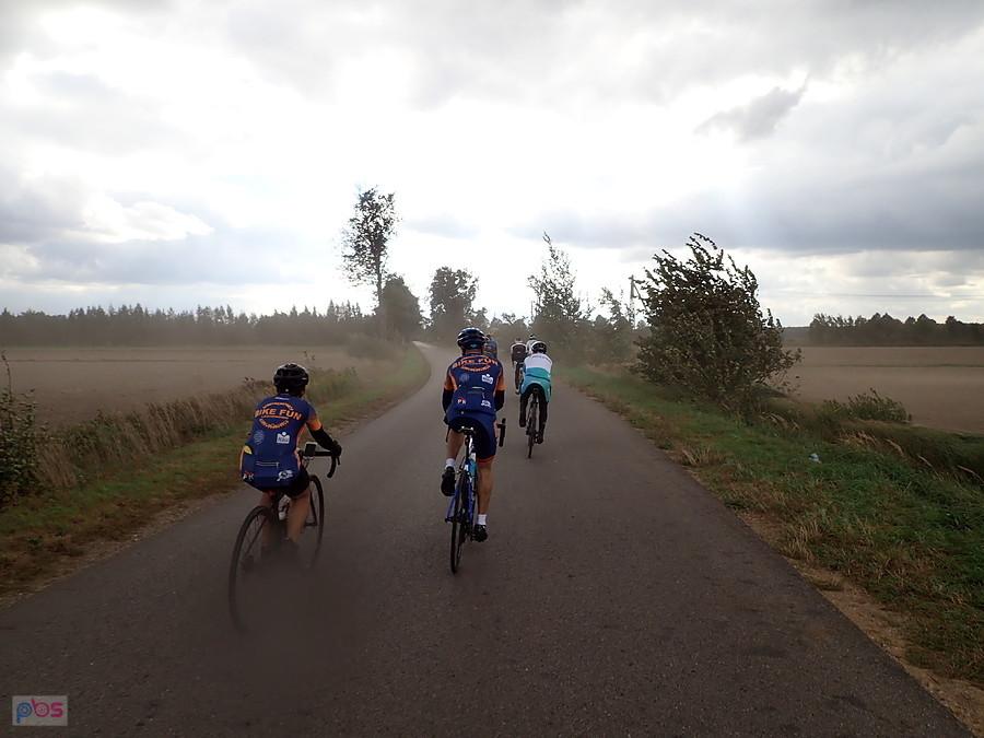 Brevet 200 km. Wichura i kurzawa