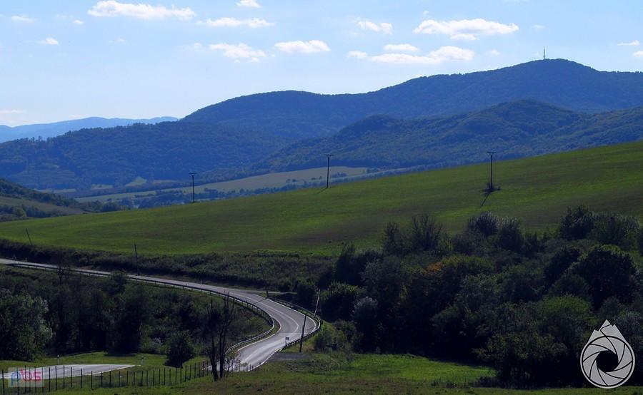 ostatni podjazd do granicy ze Stebnicką Magurą w tle