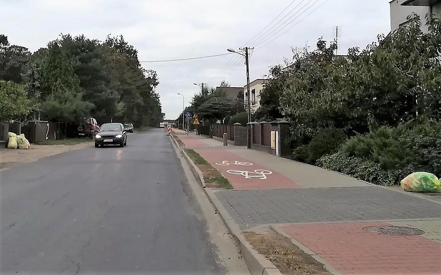 Śmieszka stara... :/