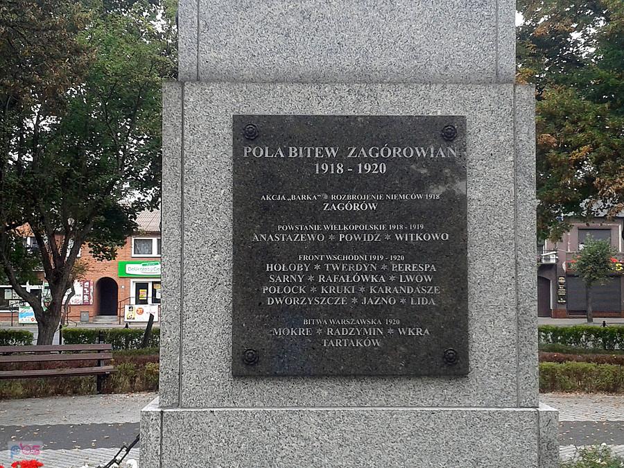 Tablica z historia bojów zagórowian