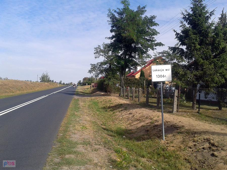 Rataje, Tabliczka z datą lokacji