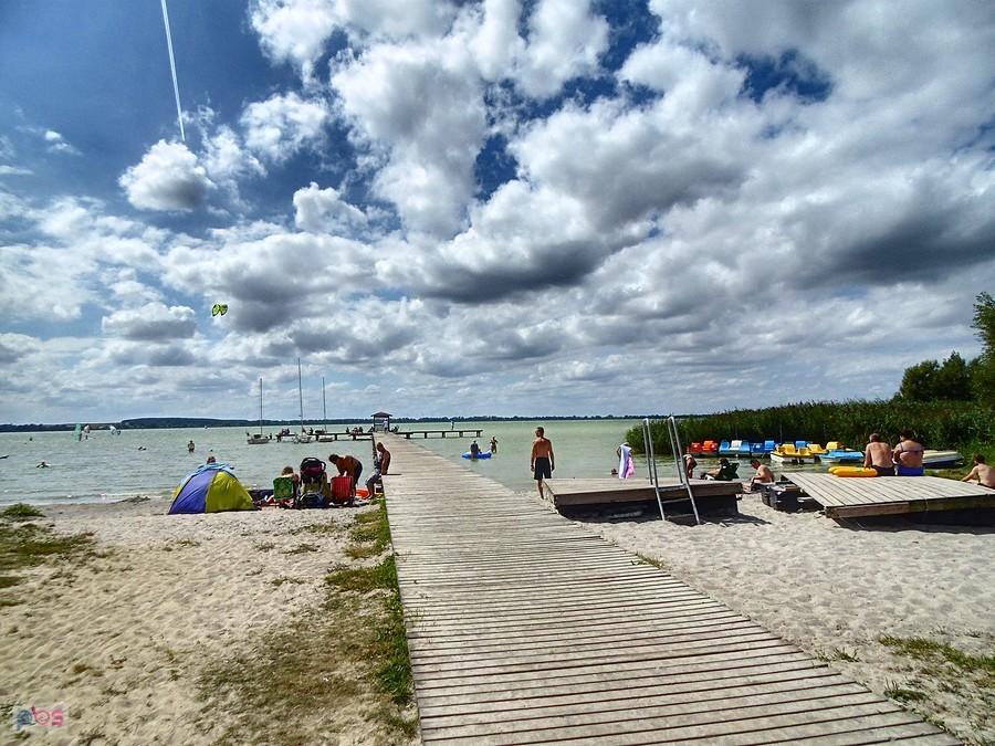 na plaży w Wierzbnie