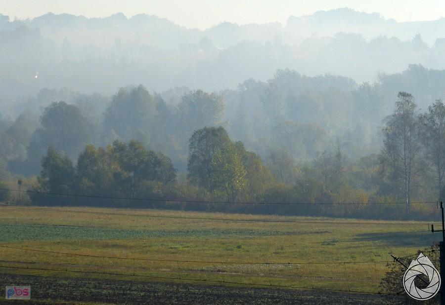 poranek koło linii trakcyjnej niedaleko Biecza