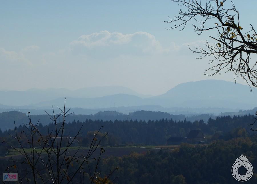 Lackowa, Busov i Chełm z oddali, niestety Tatry za chmurami