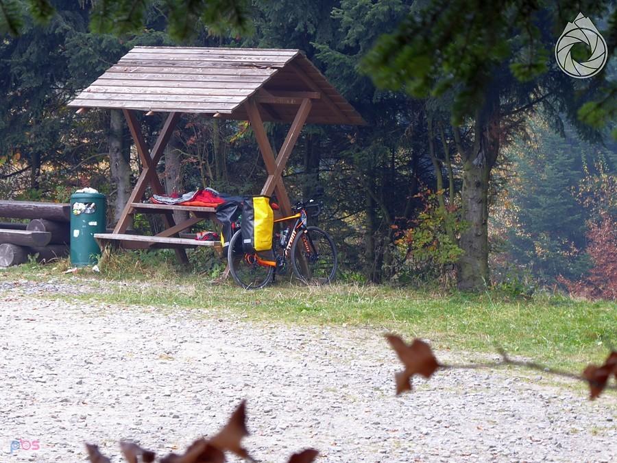 jak zawsze kulturalny biwaczek pod daszkiem