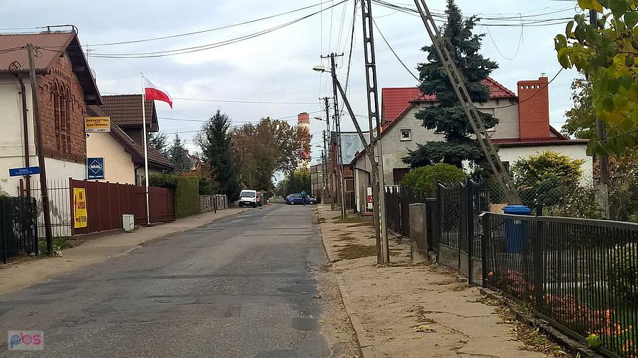 Ulica w Kurowie - a może to już Ustowo ?.