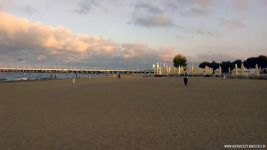 Na plaży w Sopocie