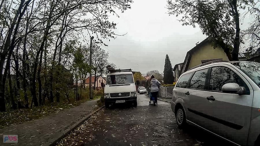 Coś wąsko się zrobiło