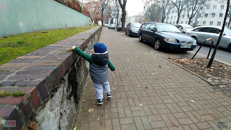 I jedziemy do żłobka.