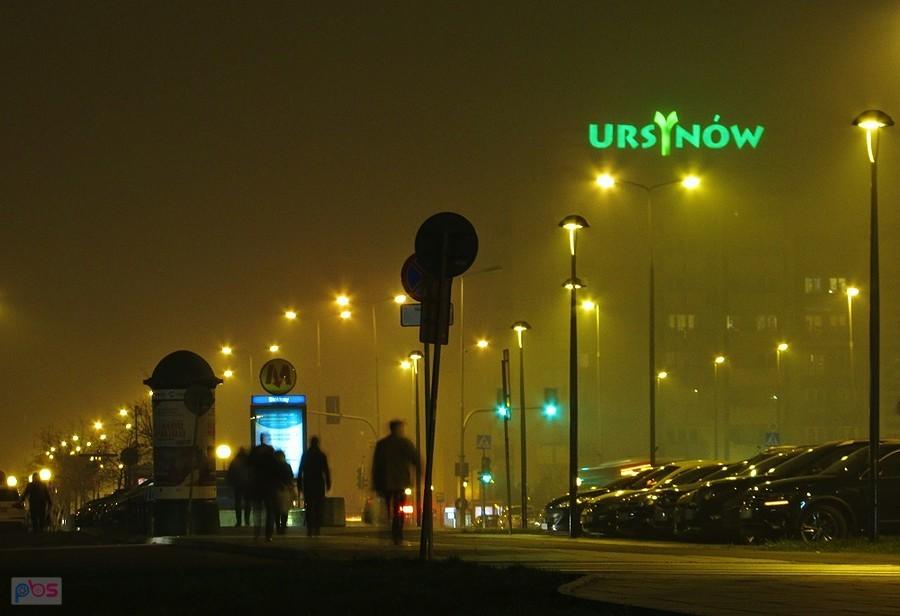 W stronę stacji Metro Stokłosy