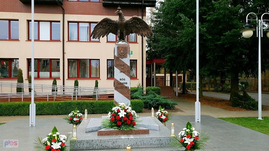 Nowy pomnik w Kobylance.