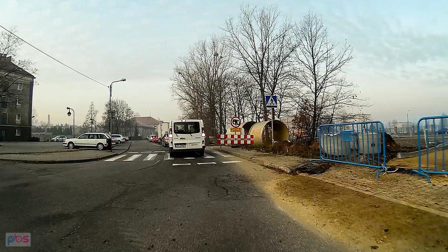 Zapowiada się paskudny poranek na drogach