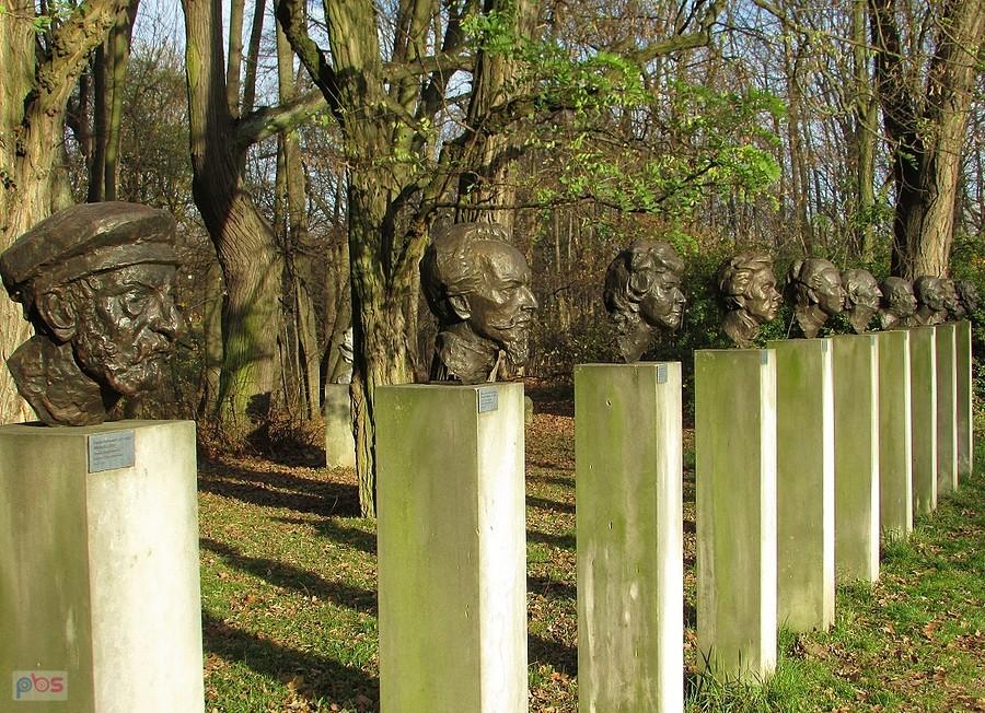 Głowy Xawerego Dunikowskiego