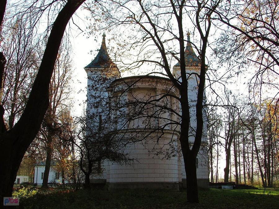 Pałac w Falentach - od strony kaplicy