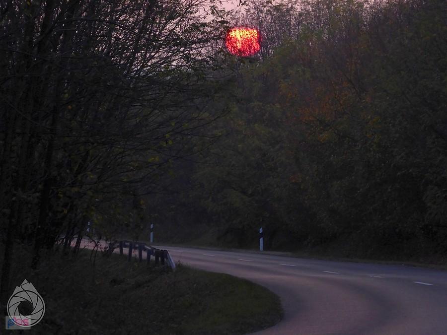 a na górze zachód słońca