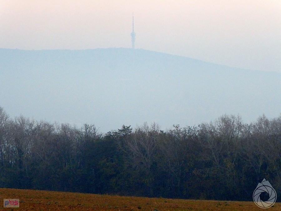 tuż przed wschodem przekaźnik już czerwonieje