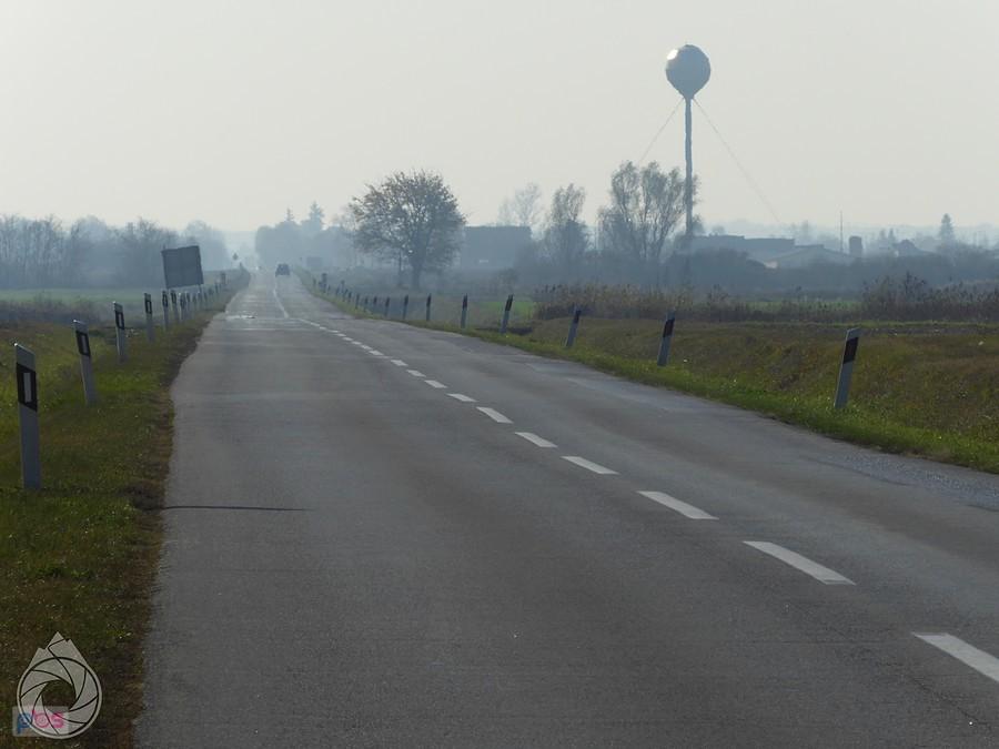znów proste do miejscowości z wielkimi lizakami