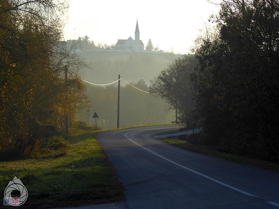 kolejny kościółekna górce
