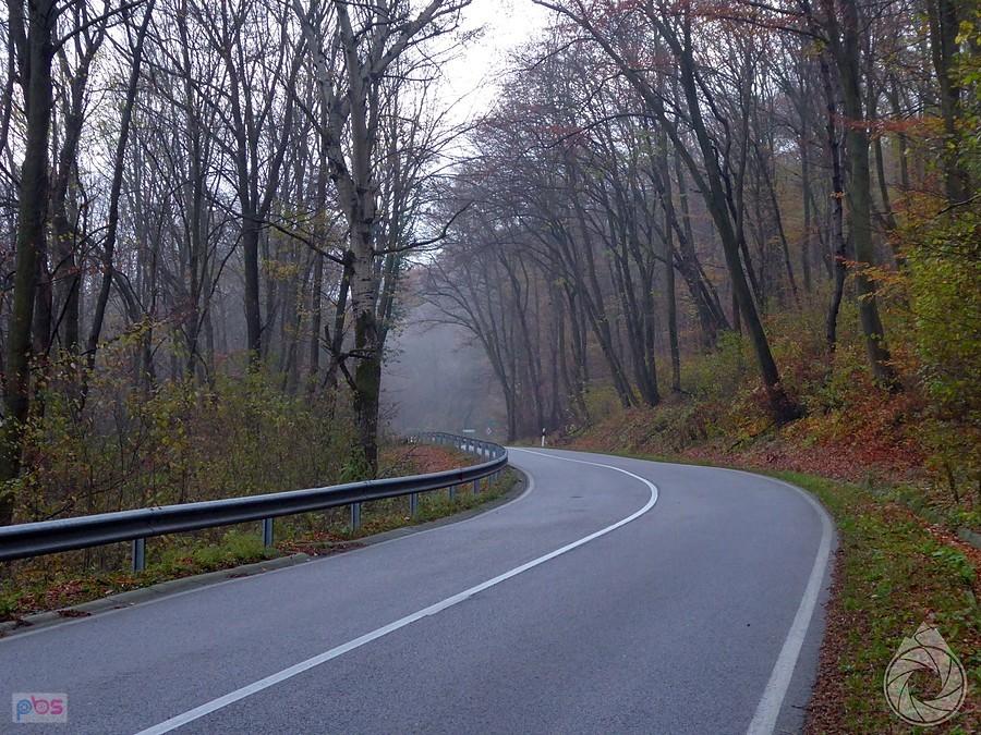 podjazd przez Pilis-hegyseg